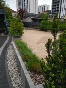 e4b2cca9-b358-403e-8e3f-43dff4026bcd-ooW